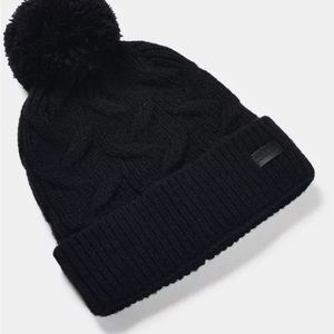 Under Armour Women’s Around Town black chunky Pom beanie